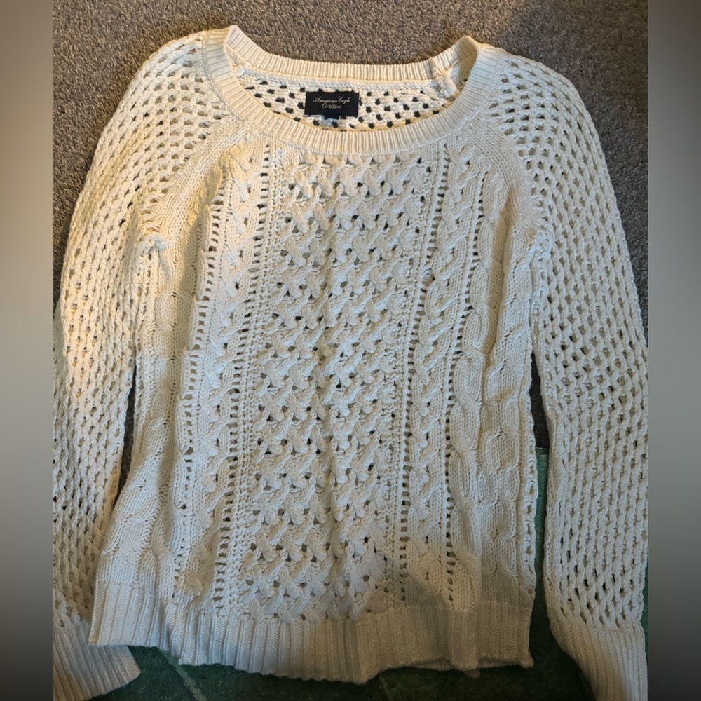 American eagle cream colored sweater. Size small